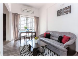 Serviced Apartments Delhi & Gurgaon with Kitchen! Book service apartments in Gurgaon & Delhi for short-long term stay rentals with living area. Serviced Apartments for Solo Travelers: Comfort and Security in Delhi