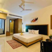 Service Apartments golf course road Gurgaon